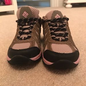 Like New Columbia sneakers